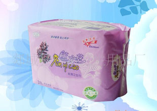 夜用棉柔貼身薰衣草衛(wèi)生巾，含薰衣草配方，清新祛味
