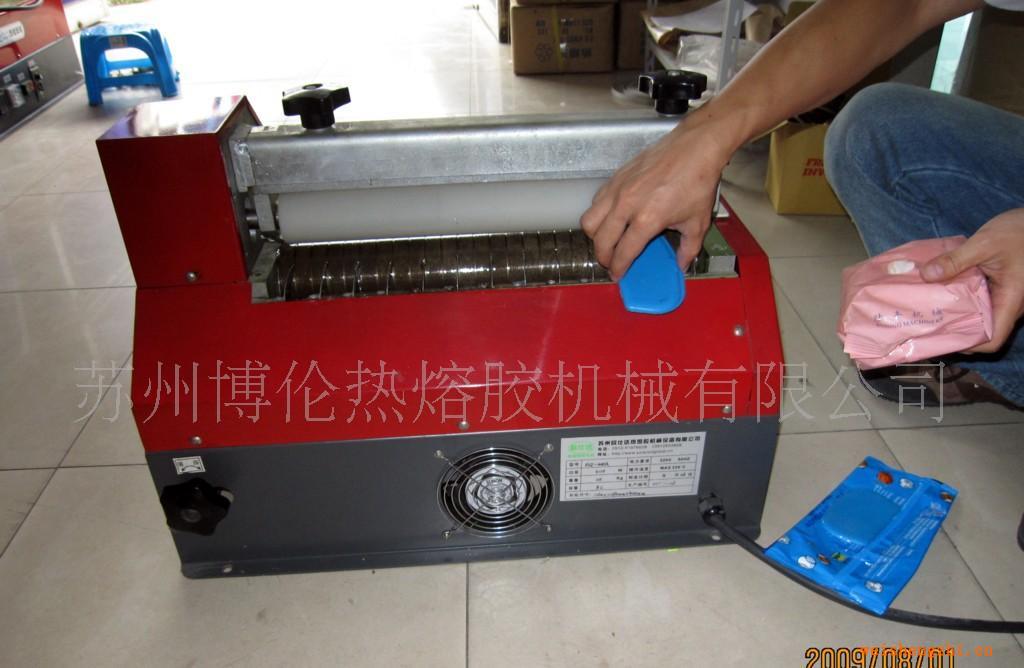 BL-8200濕巾，嬰兒濕巾，濕巾蓋粘膠機