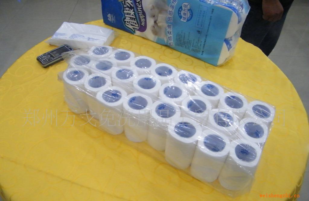 廠家直銷(xiāo)萬(wàn)戈30克壓花i酒店小卷紙