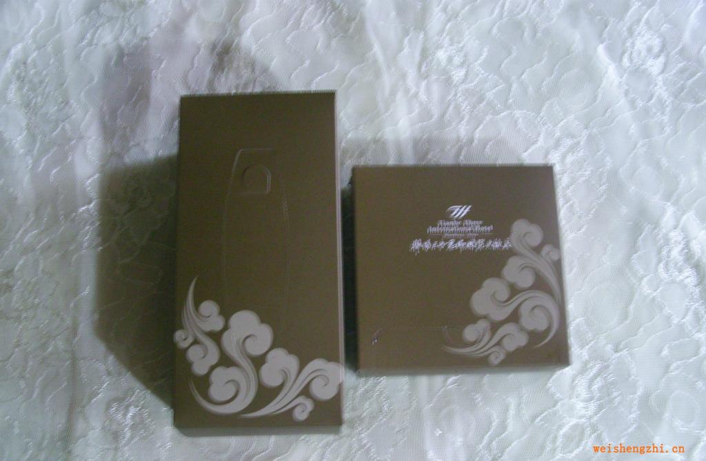 大量供應(yīng)青島盒裝抽紙-廣告抽紙-面巾紙-紙巾-餐巾紙-盤紙