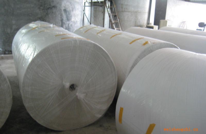 供應再生擦手紙、木漿擦手紙