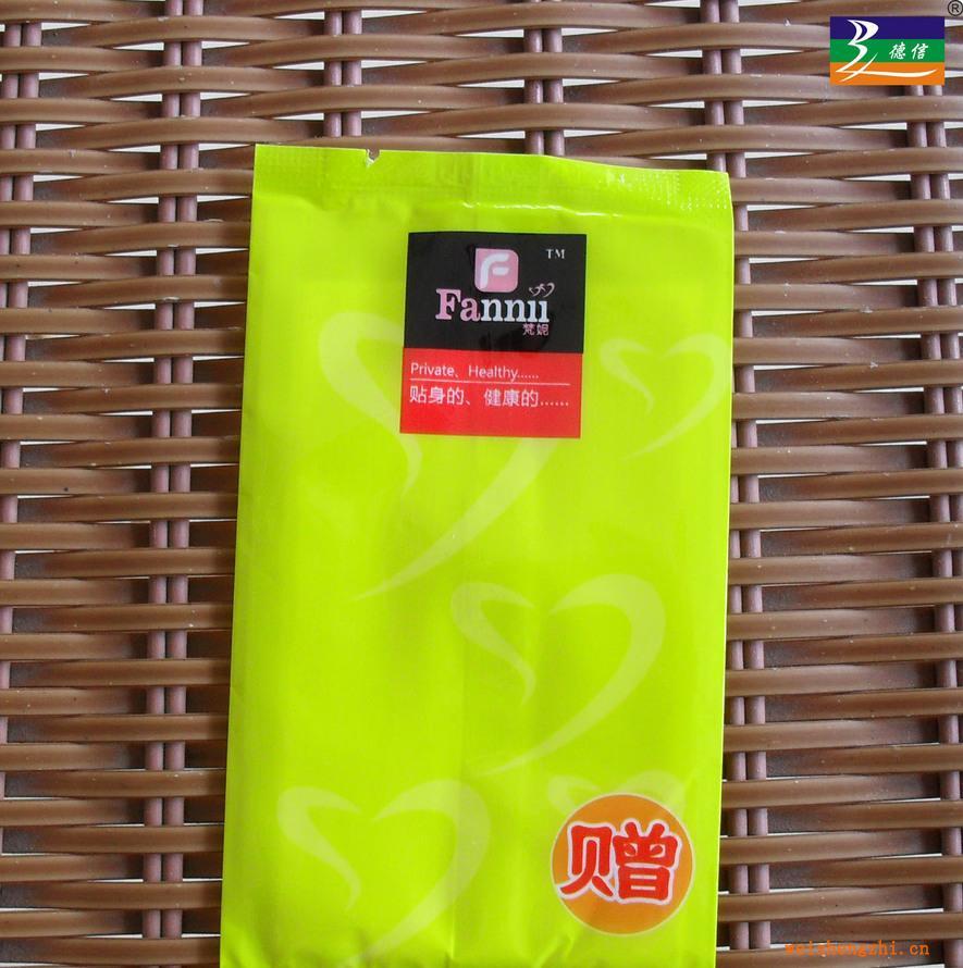 供應促銷1片裝濕巾，檸檬水果香味濕巾，牛奶香味濕巾，清潔濕巾