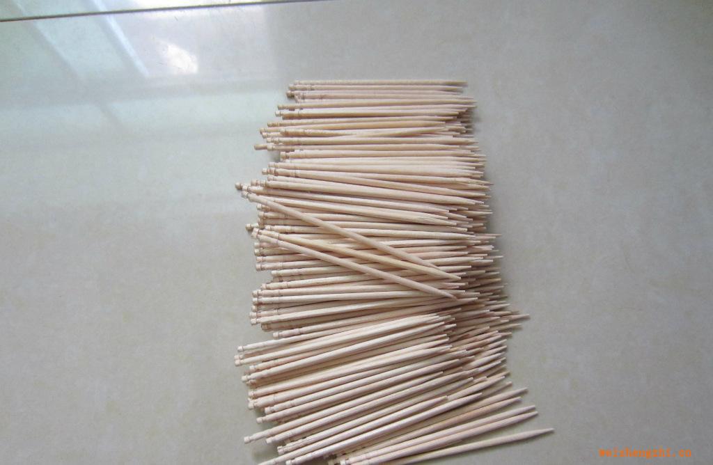 【廠家直銷】散裝牙簽.竹牙簽.木牙簽.2.0*65mm