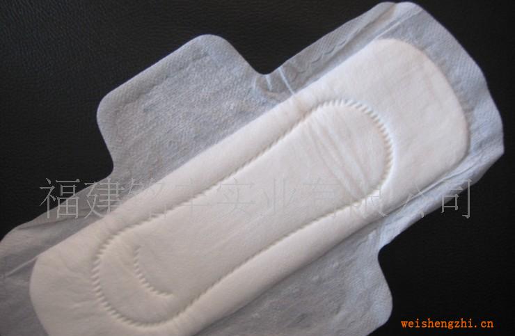 提供日用245mm棉面衛生巾加工