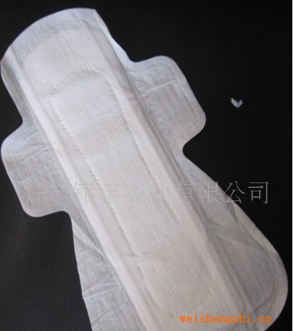 提供三片式夜用290mm棉面衛生巾加工