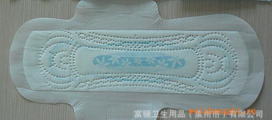 衛生巾加工---外單衛生巾絲薄干爽
