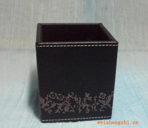 （供應優(yōu)質純手工）外貿精品筆筒