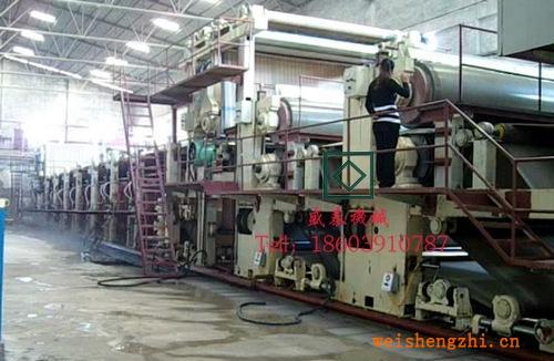 1575型瓦楞紙?jiān)旒垯C(jī)、包裝紙?jiān)旒垯C(jī)械、牛皮紙?jiān)旒堅(jiān)O(shè)備