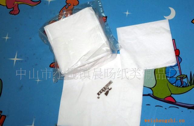 供應餐廳、酒樓、飯店用餐巾紙(方巾)