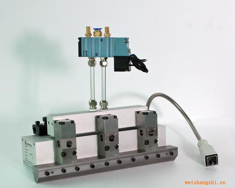 刮槍衛生巾三點膠槍帶封口/不帶封口三點膠槍SRS290