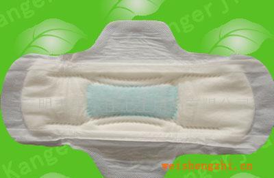 供應日用加藍心立體護圍衛生巾