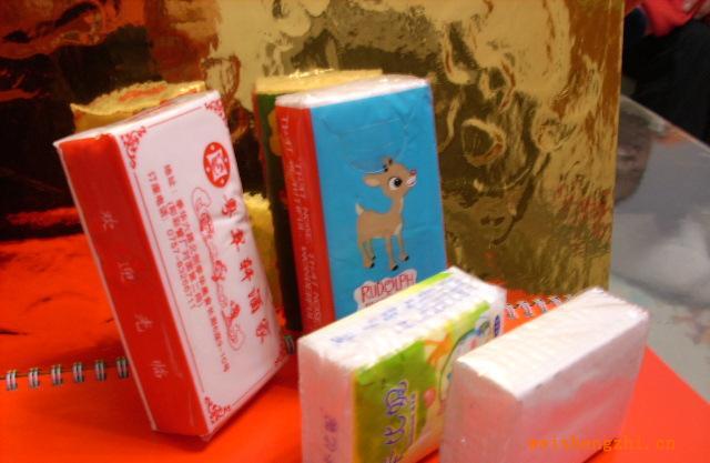 紙巾機(jī)械、紙品機(jī)械、紙巾包裝機(jī)、臺(tái)式封口機(jī)