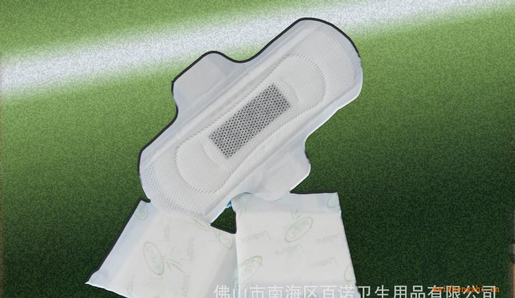 樂點點3D立體防漏超強吸收衛(wèi)生巾干爽、透氣、無感覺