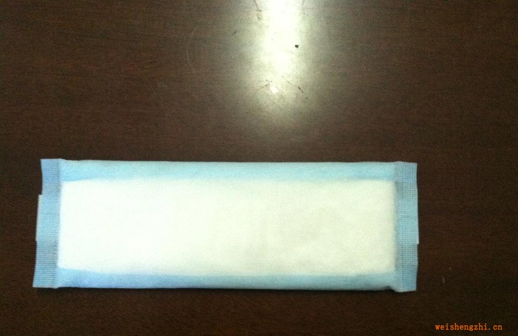 供應一次性直條巾，一端封口，一端不封口，內可再置內袋