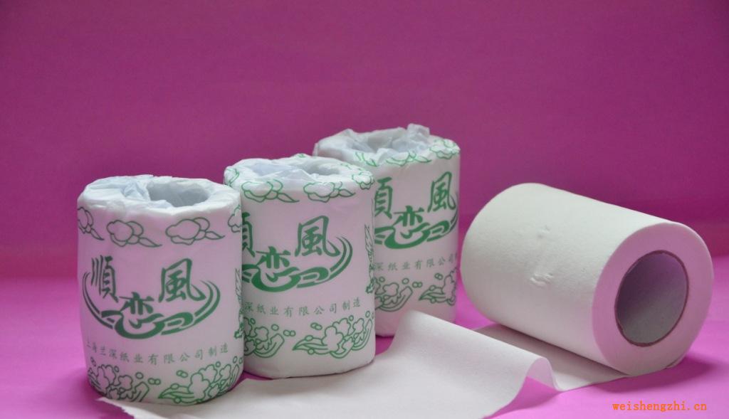 廠家直銷順風(fēng)戀順風(fēng)生活用紙，家庭卷紙，帶包裝，可按需求定做。