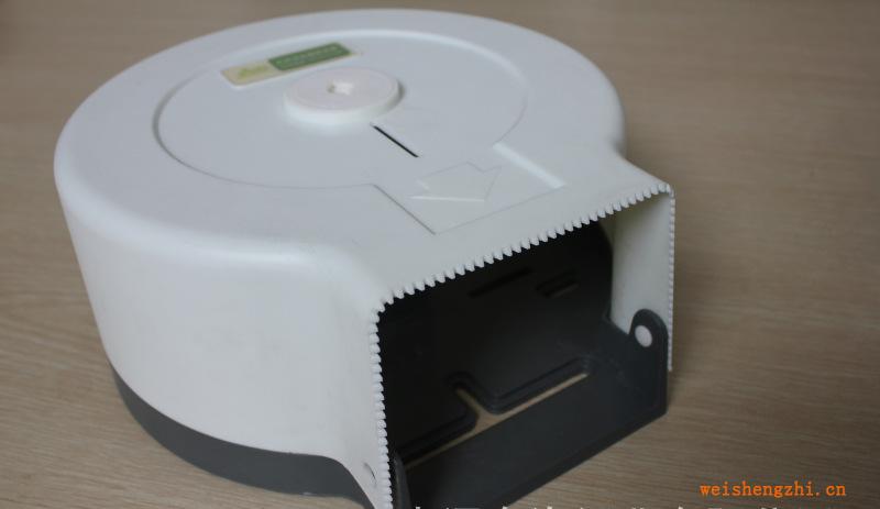 廠家供應掛壁式大卷紙架塑料紙巾架廁紙盒