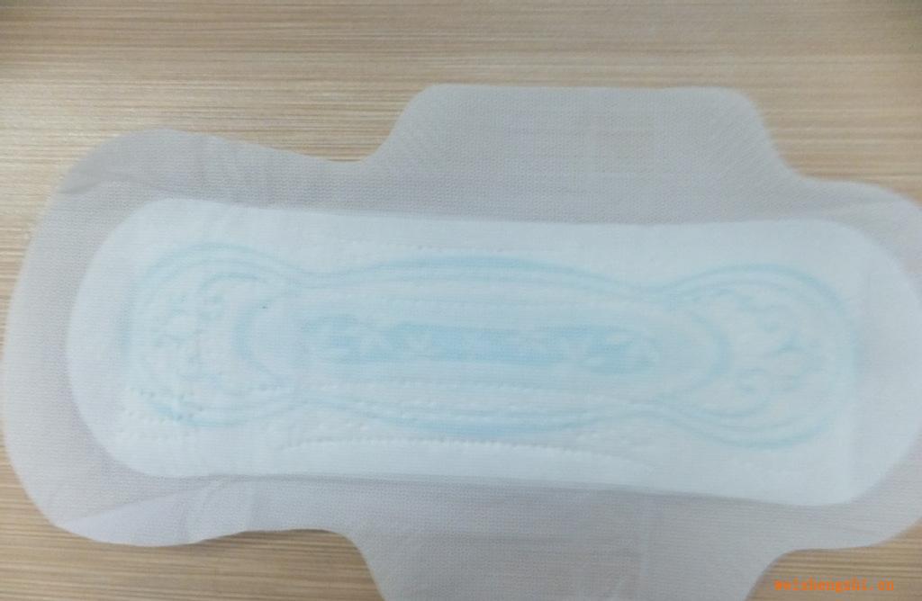 衛生巾廠家批發衛生巾供應240干爽網面衛生巾