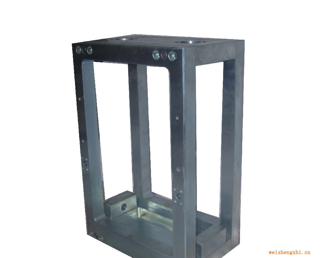 供應(yīng)訂制各類(lèi)刀架