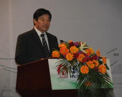 以信息化推動國際化——訪華泰股份董事長李建華