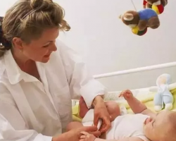 換紙尿褲的時候千萬要注意