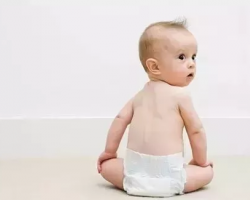 給寶寶用紙尿褲的7個誤區，千萬不要錯！