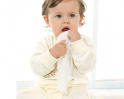 衛(wèi)生紙和紙巾的3點“不同”，很少有人知道！擦嘴擦臉可有大講究呢！