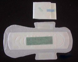 衛(wèi)生巾越白反而越臟，簡(jiǎn)直驚呆了！