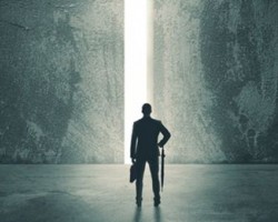 80米高煙囪已拆除 年產值曾達11億的紙廠成為歷史