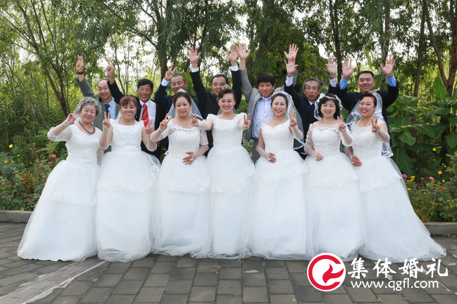 北京電視臺《選擇》欄目組聯合中國集體婚禮網舉辦第八屆集體婚禮