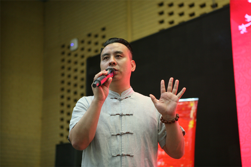 陜西省婚慶行業協會副秘書長告訴準新人們：如何選擇集體婚禮！